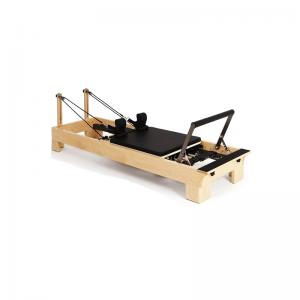 Maple Reformer with inner foot bar