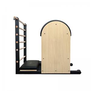 Maple barrel+Metal ladder